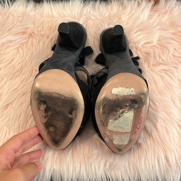 Prada Two Toned Suede Heels - Picture 6 of 7